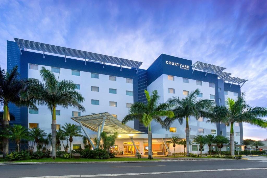 Courtyard by Marriott San Jose Airport Alajuela — 1