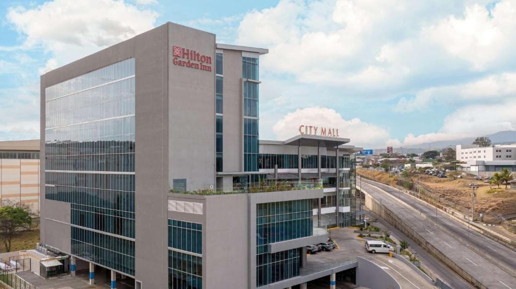 Hilton Garden Inn San Jose Airport City Mall — 1