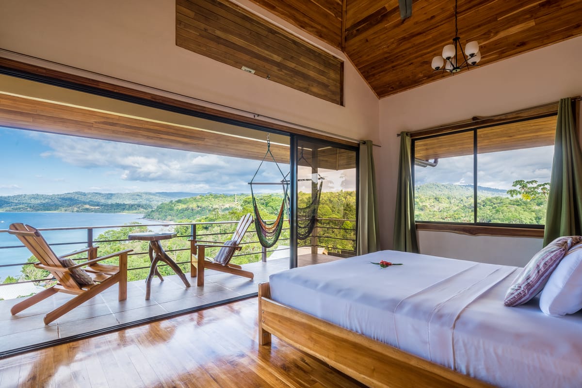Drake Bay Getaway Hotel