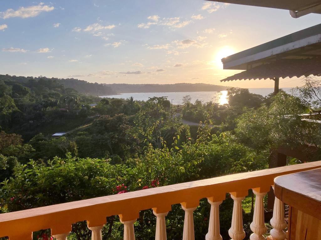 HOTEL VILLA MANOLO