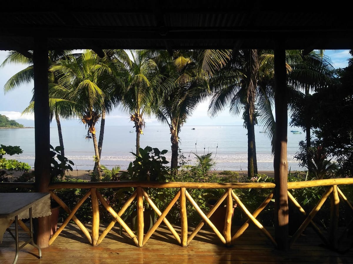 Las Brisas Cabinas — 1
