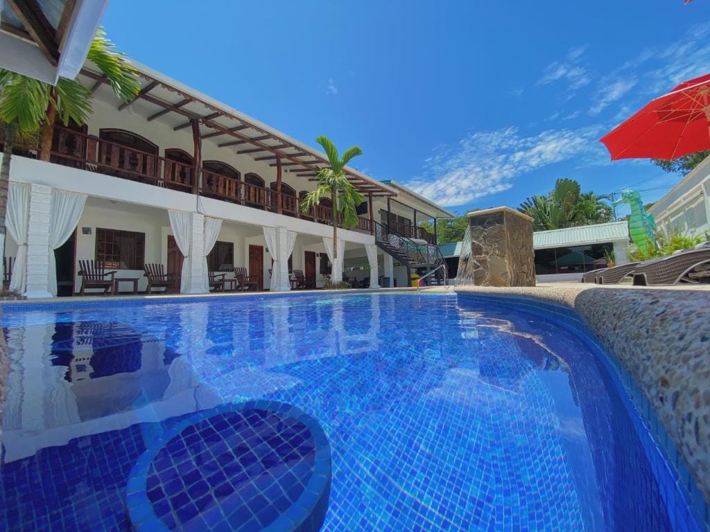 Ocean View Lodge — 1