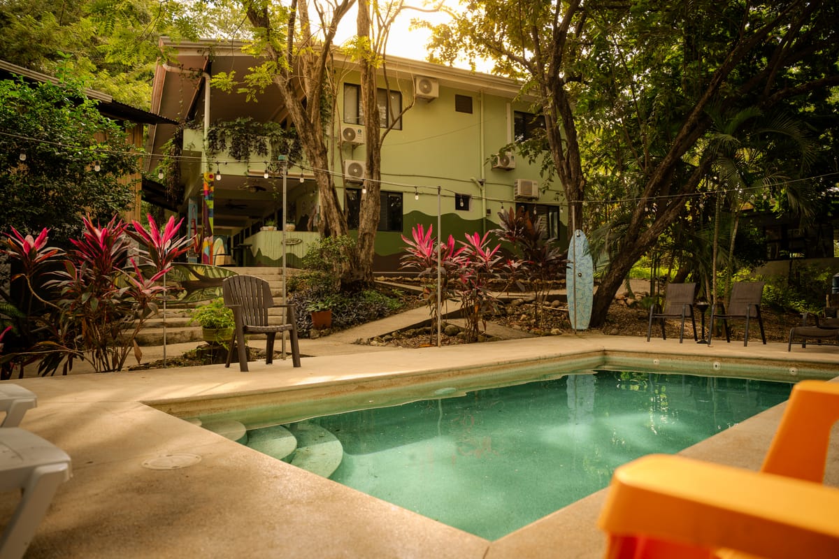 Casa Pura Vida Surf Hostel-Tamarindo Costa Rica — 1