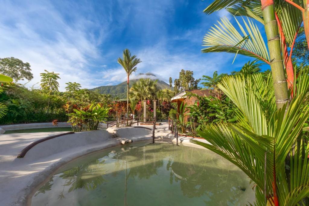 Hotel Hot Springs Sueno Dorado — 1