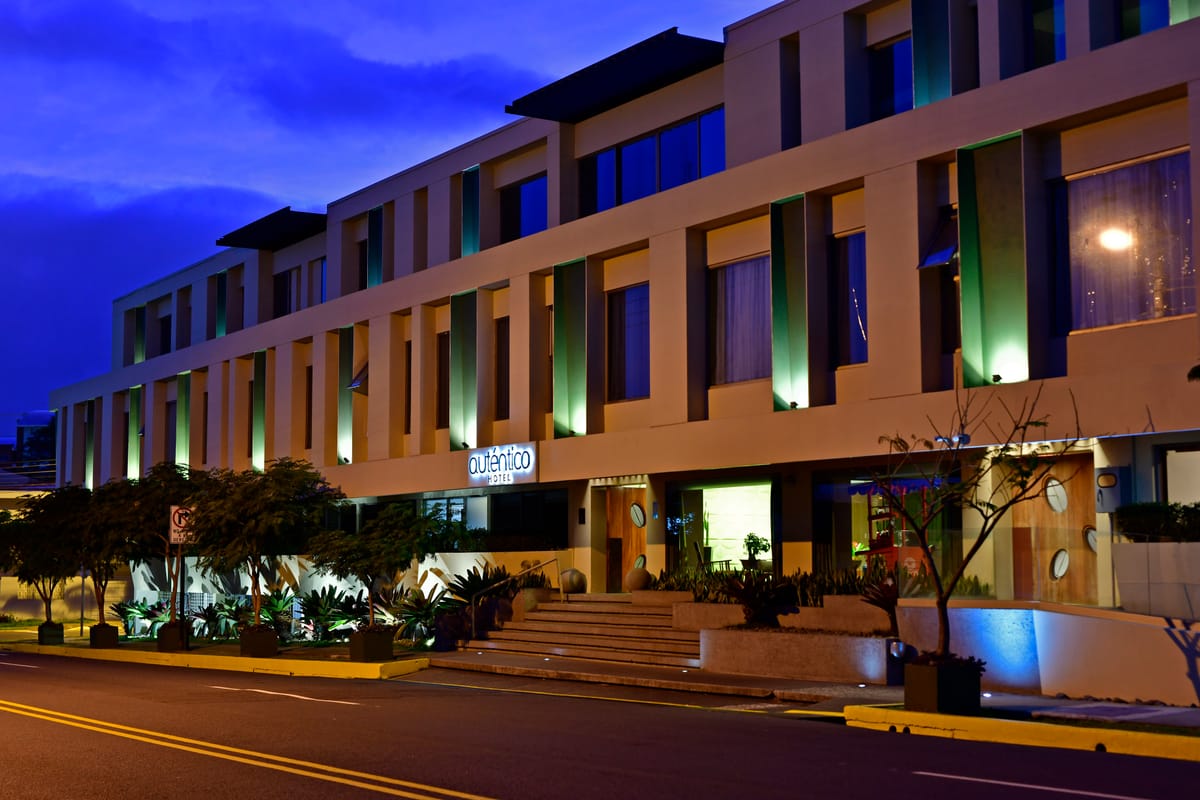 Auténtico Hotel — 1