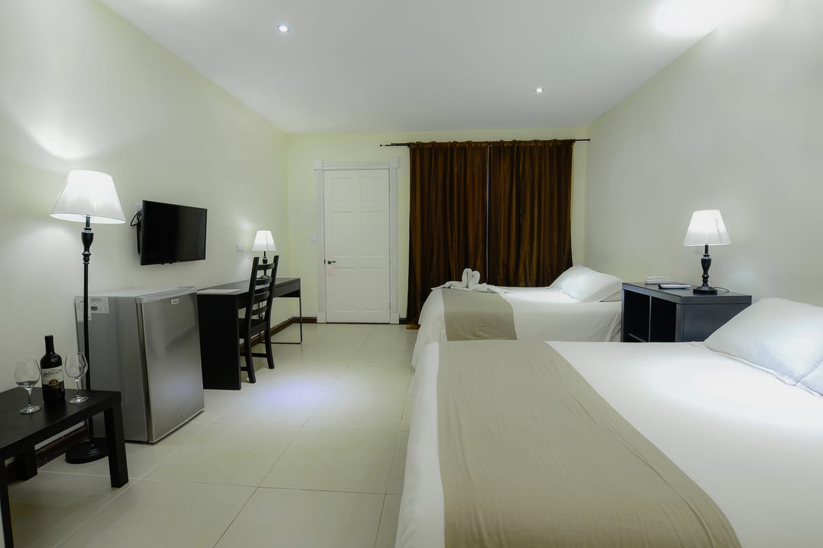 Hotel Luisiana — 4