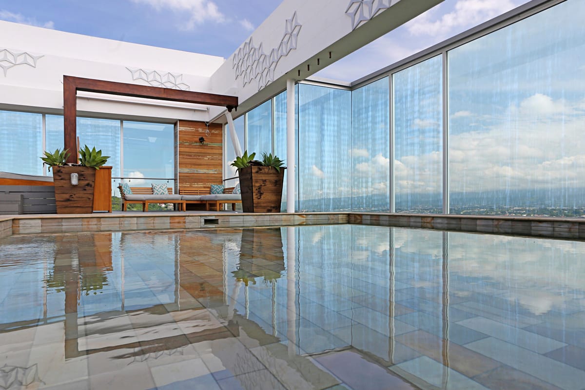 Sheraton Hotel • Escazú