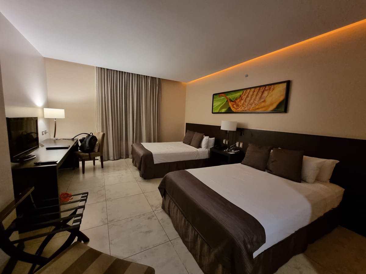Studio Hotel — 3