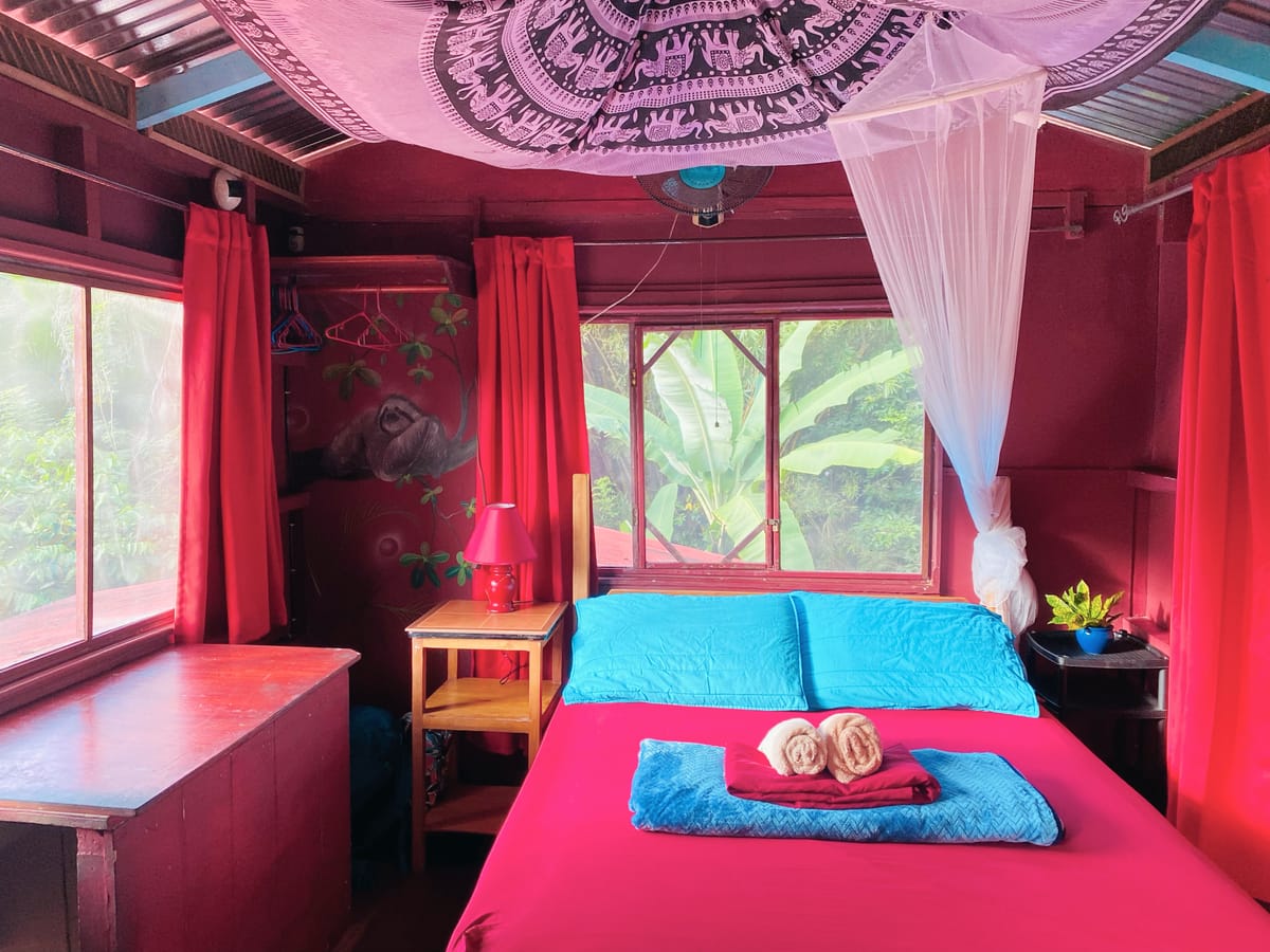 Hidden Jungle Beach House — 2
