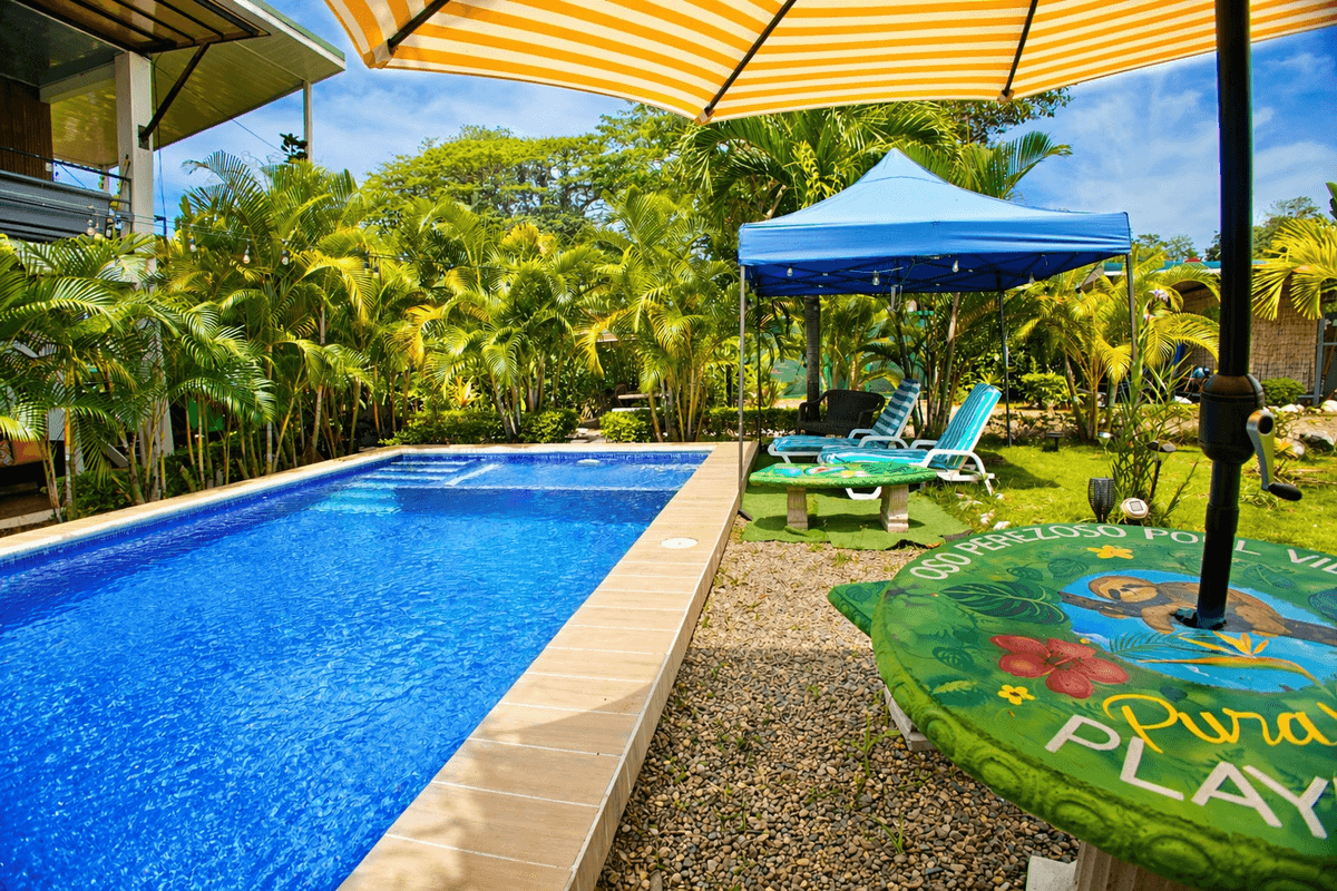 Oso Perezoso pool Villa — 2