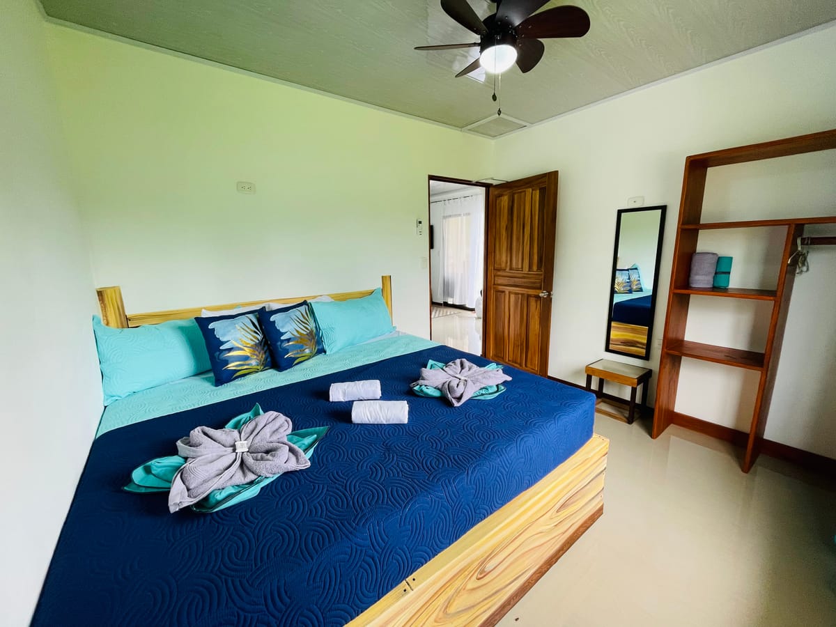 Oso Perezoso pool Villa — 4