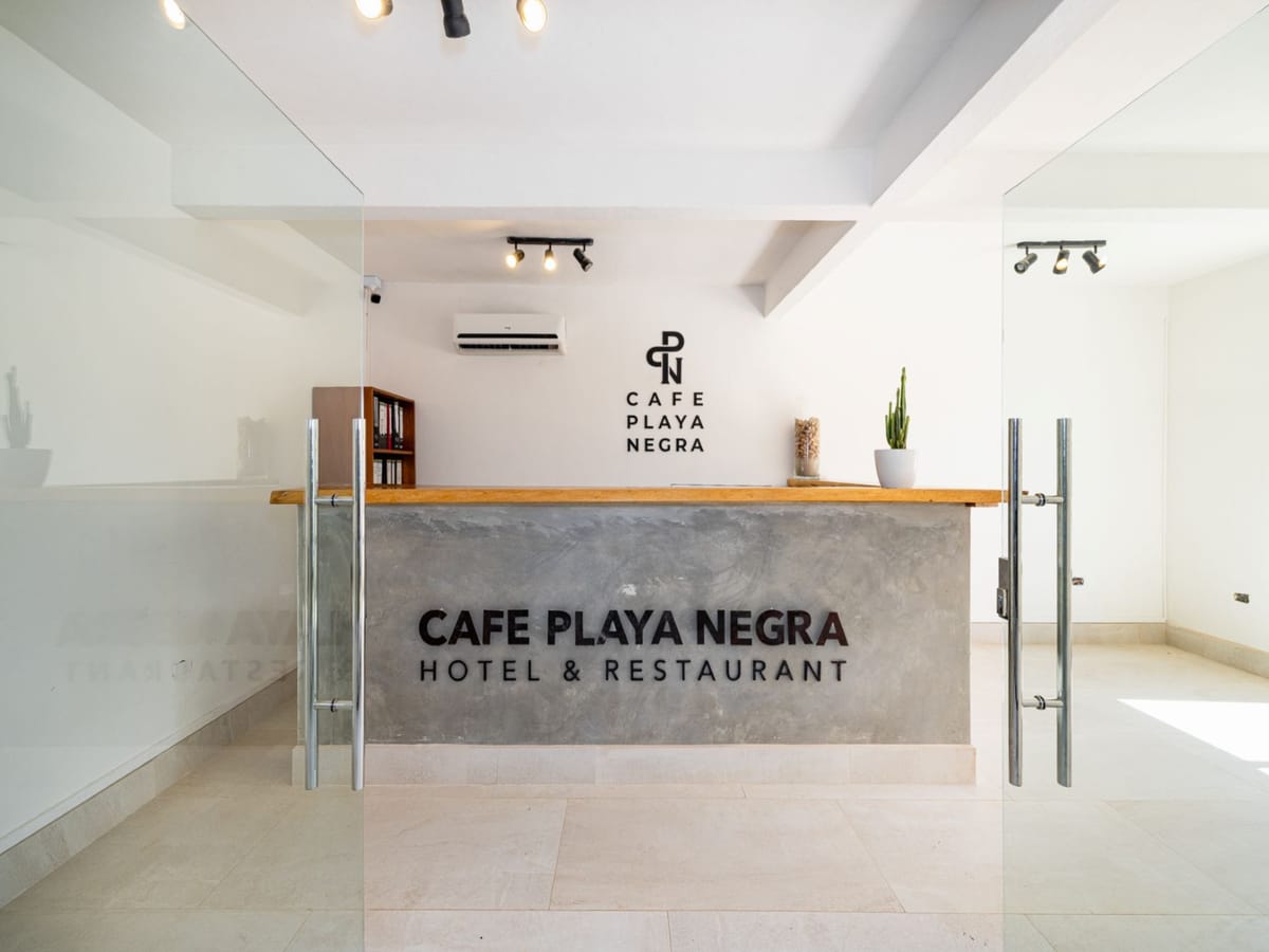 Cafe Playa Negra Hotel — 4