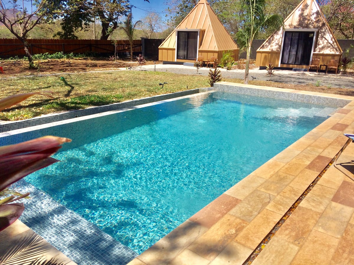 Pyramid lodge