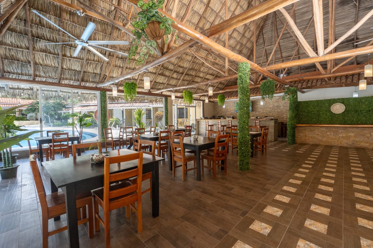 Seis Playas Hotel — 3
