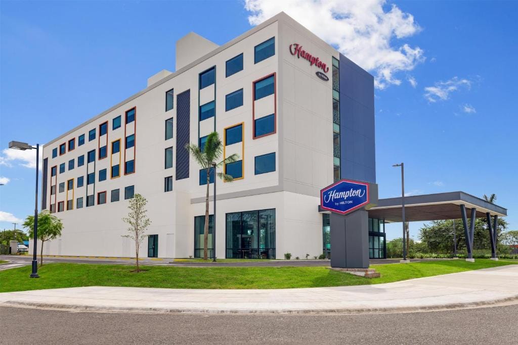 Hampton By Hilton Guanacaste Airport — 1