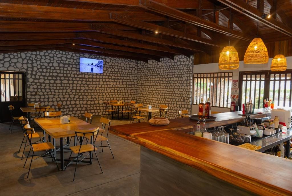 Hotel Las Espuelas, Bar & Restaurant — 5