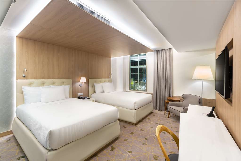 Gran Hotel Costa Rica, Curio Collection by Hilton — 3