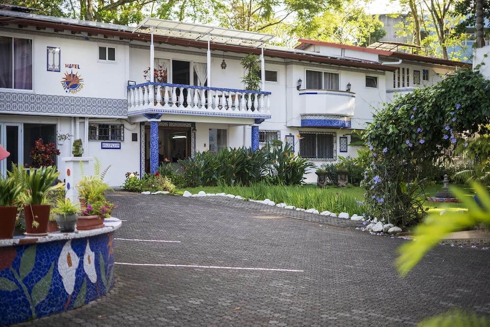 Hotel Ave del Paraiso — 2