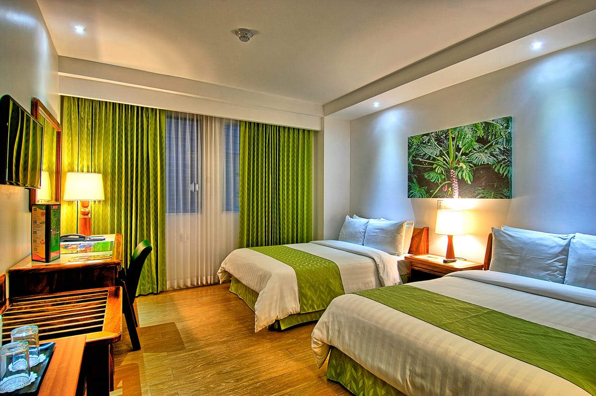Hotel Balmoral — 1