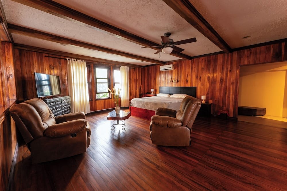 Hotel Castillo — 1