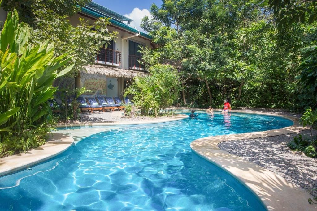 Olas Verdes Hotel — 5