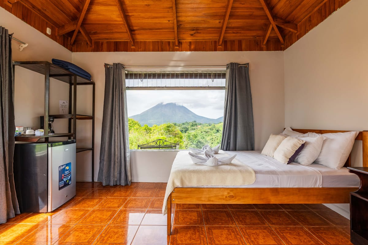 Chateau Arenal Hotel & Restaurant — 2