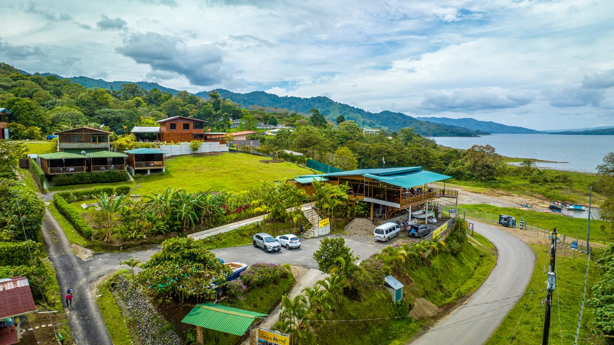 Villas Paradise & Restaurante. — 3