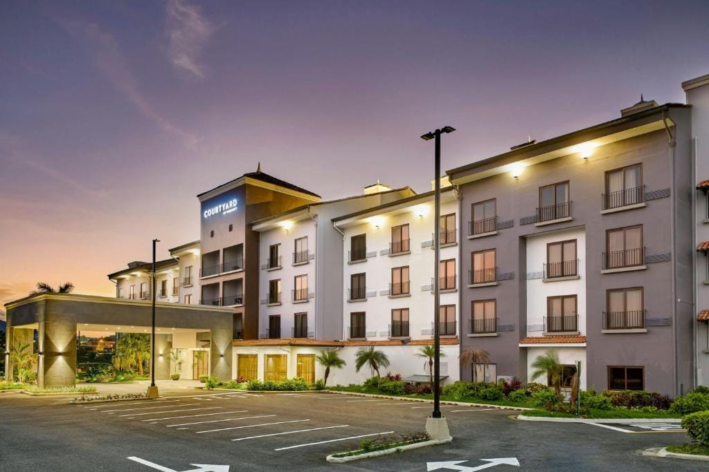 Courtyard by Marriott San Jose Escazu — 1
