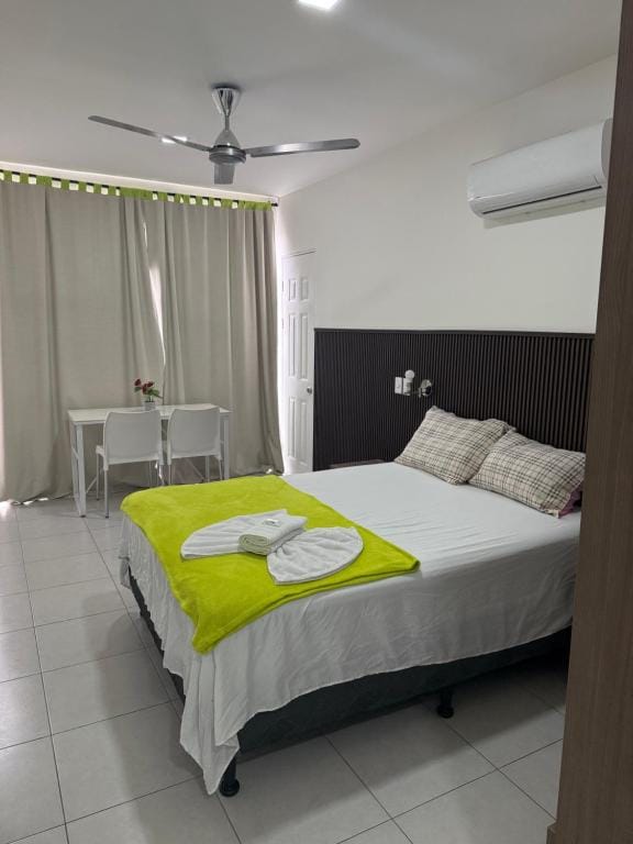 Hotel Sabana Inn — 1
