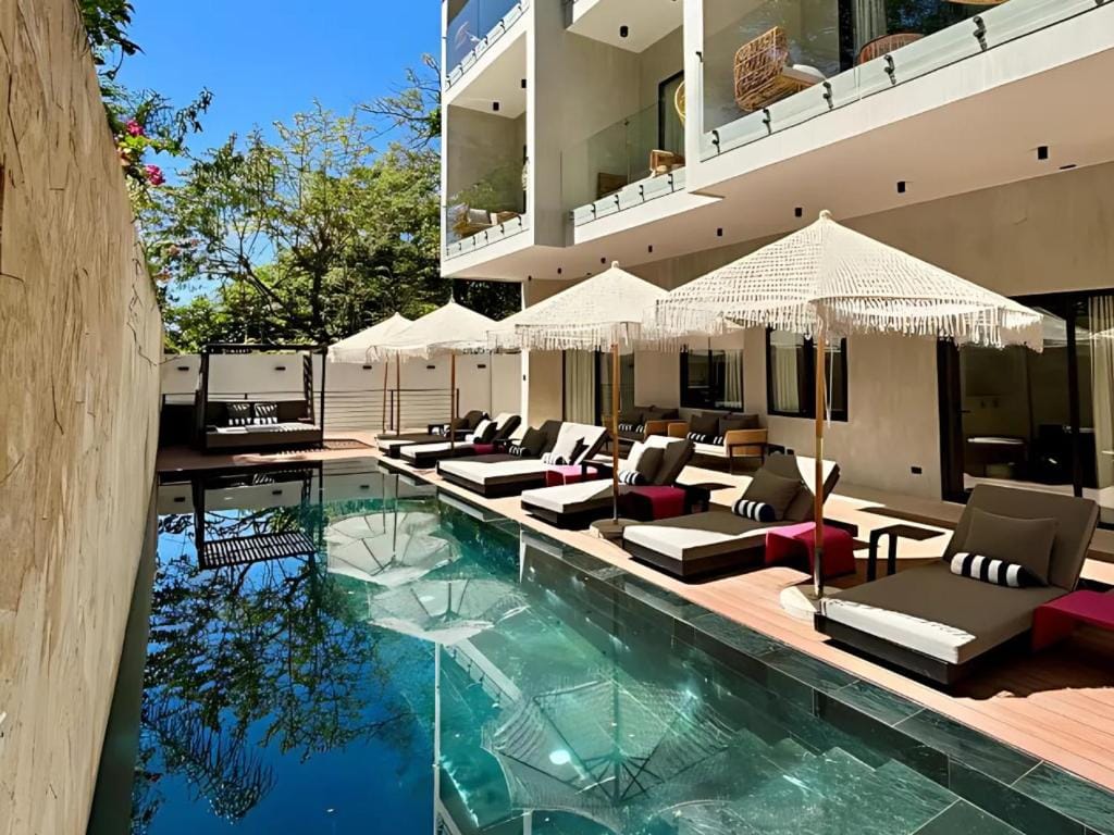 Blooma Boutique Hotel & Kosher Restaurant — 1